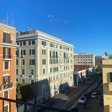 Hotel Center 1-3